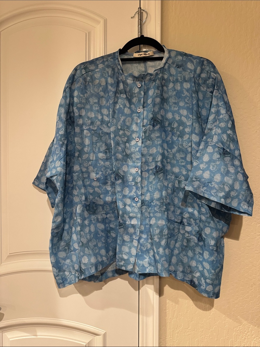 Light Blue Patterned Men's Button-Up Shirt